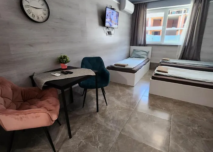 Continental 4 アパート *