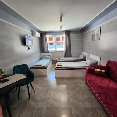 شقة Continental 4 *